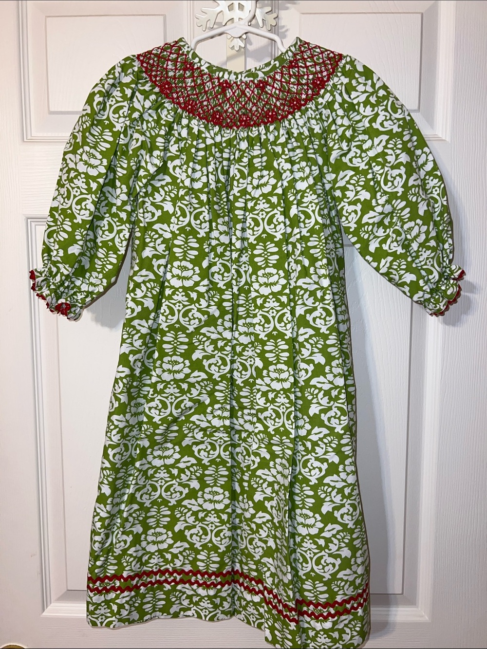Girls' Green and White Floral Smocked Long-Sleeve Dress with Red Trim